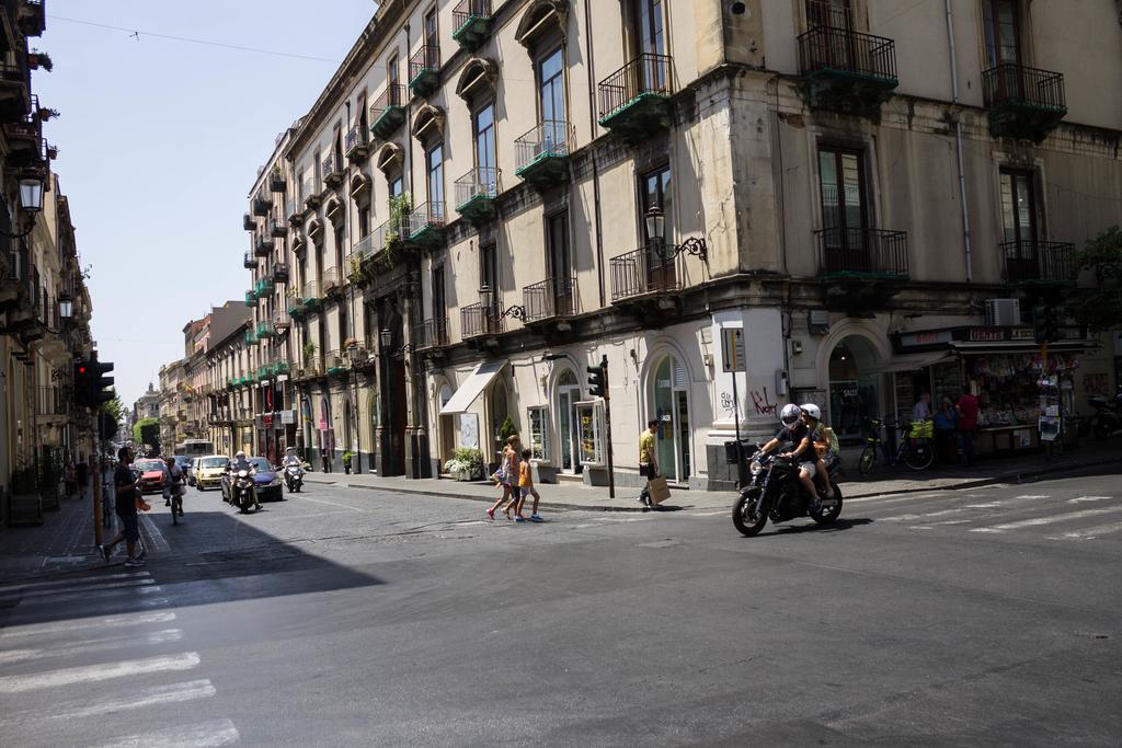 Duca Di Sarro Le Suites Katanya Dış mekan fotoğraf